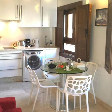 Plaza Redonda Flats Apartment Valencia Exterior photo
